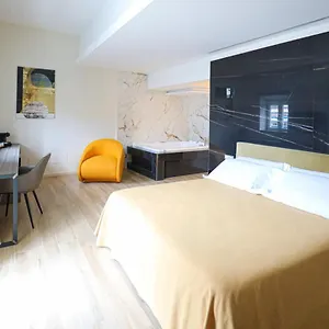 Municipio Luxury Naples